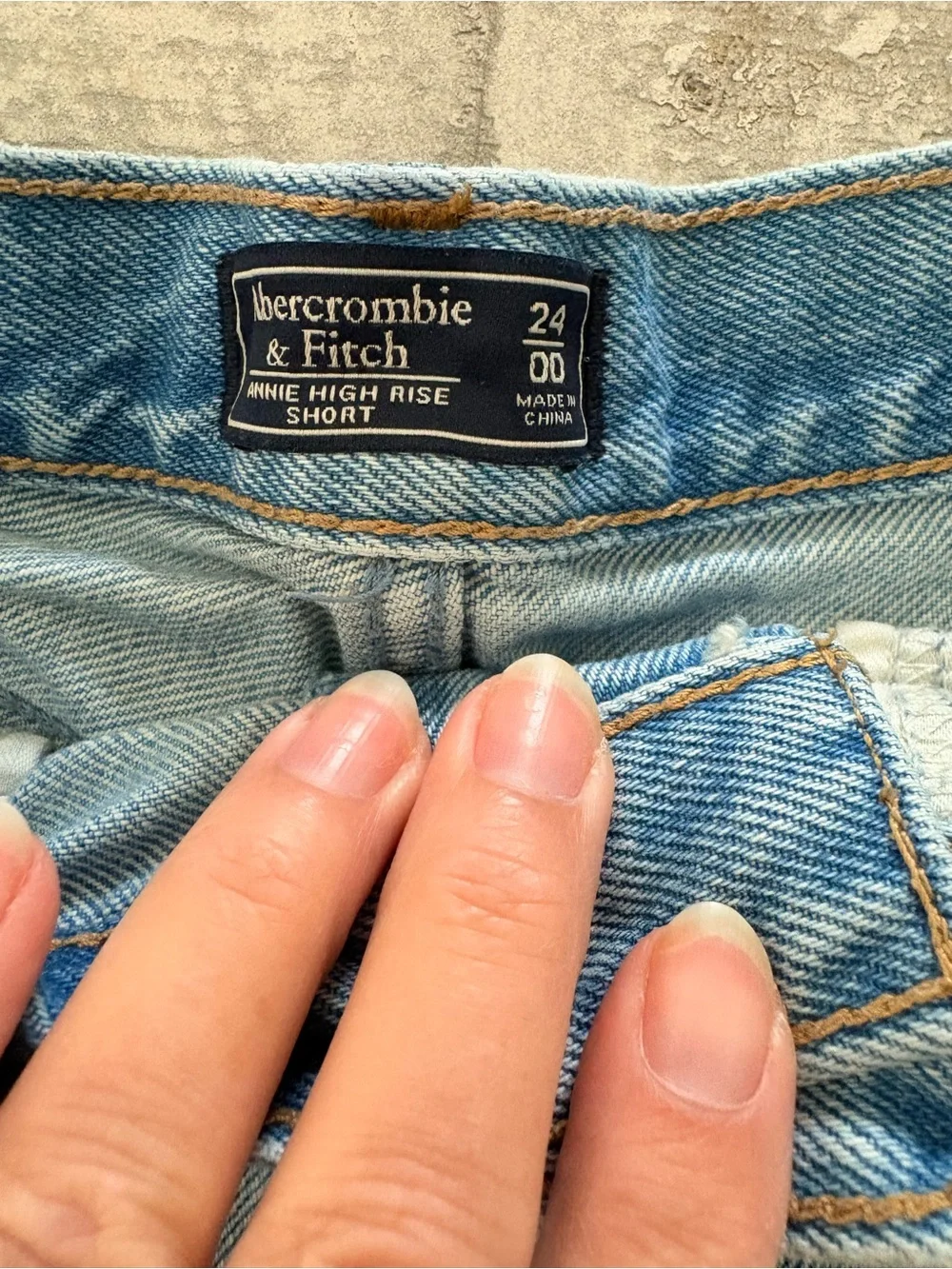 Abercrombie and Fitch Light Blue Distressed High-Waist Denim Shorts Size 24